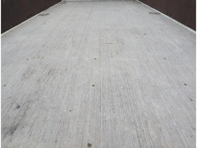 デュトロ 全低床 ワイドロング 積載2t 車両総重量5t未満 3方開 精工ラック 丸カンフック3対 150馬力 保証書有 取扱説明書有 ICターボ ETC カラーバックカメラ Bluetooth付ラジオ(9枚目)