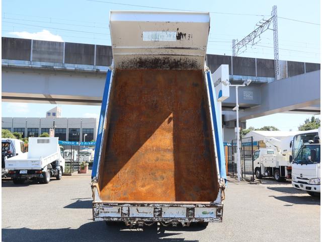 ヒノレンジャー 強化ダンプ 新明和製 走行43千km 新明和 DR4-0003SY 1方開 手動コボレーン ロックピン付 プロテクターアングル2本補強 取扱説明書有 ICターボ ETC Bluetooth付ラジオ(7枚目)