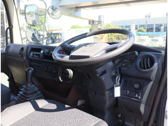 ヒノレンジャー 強化ダンプ 新明和製 走行43千km 新明和 DR4-0003SY 1方開 手動コボレーン ロックピン付 プロテクターアングル2本補強 取扱説明書有 ICターボ ETC Bluetooth付ラジオ(23枚目)