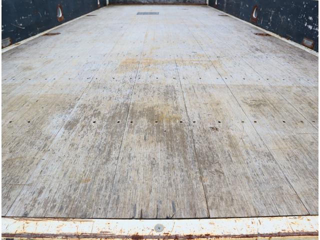 ヒノレンジャー 2.9t吊4段クレーン ラジコン付 荷台長5,400mm ユニック URG344(RA1) フックイン ラジコン ML警報型(定格荷重指示装置付) ブーム・アウトリガー未格納警報付 3方開 ロープ穴3対 丸カンフック4対 精工ラック 取説有(9枚目)