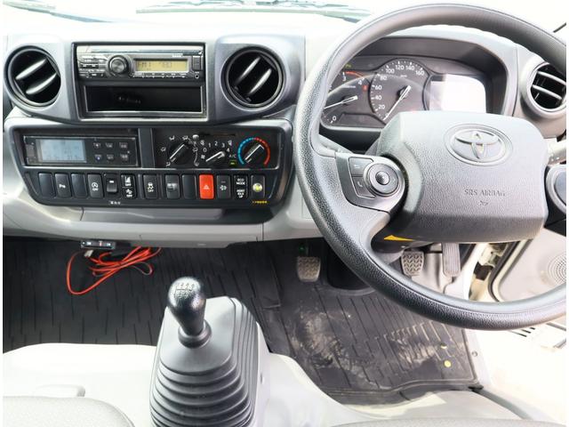 ダイナトラック 低温冷凍車　フルジャストロー　積載１．８ｔ　車両総重量５ｔ未満　フロア６ＭＴ　東プレ　－３０℃設定　エバハウス　スタンバイ付　スライドサイドドア　リア観音　床ステンレス（ＦＲＰスノコ敷き）　中間仕切り扉（移動可）　断熱全て７５ｍｍ（27枚目）