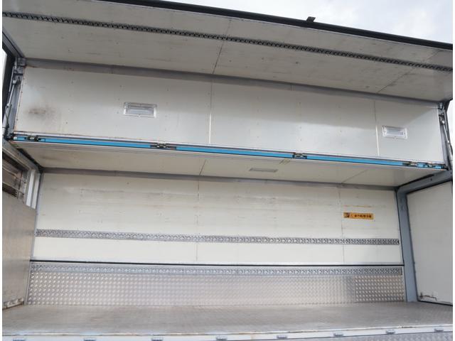 フォワード 低温冷凍ウィング　格納ゲート　荷台長６，１５０ｍｍ　ＡＴ車　－３０℃設定　エバハウス　リア観音　ラッシング２段　引出しフック５対　床、前立縞アルミ板貼り　箱内スイッチ　取扱説明書有り　バックカメラ付　ラジオ付　セミオートマ　スムーサーＦＸ（10枚目）