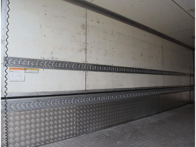 フォワード 低温冷凍ウィング　格納ゲート　荷台長６，１５０ｍｍ　ＡＴ車　－３０℃設定　エバハウス　リア観音　ラッシング２段　引出しフック５対　床、前立縞アルミ板貼り　箱内スイッチ　取扱説明書有り　バックカメラ付　ラジオ付　セミオートマ　スムーサーＦＸ（24枚目）