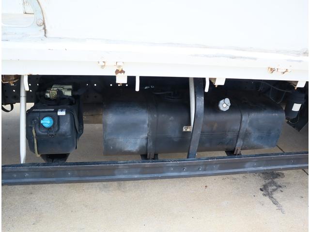 キャンター 木平　ワイド超々ロング　５方開　積載４．５５ｔ　５方開　ロープ穴４対　鳥居、アオリ内鉄板貼り　中間柱差し込み式　保証書有　取扱説明書有　記録簿有　車検付　１７５馬力　坂道発進補助有（15枚目）