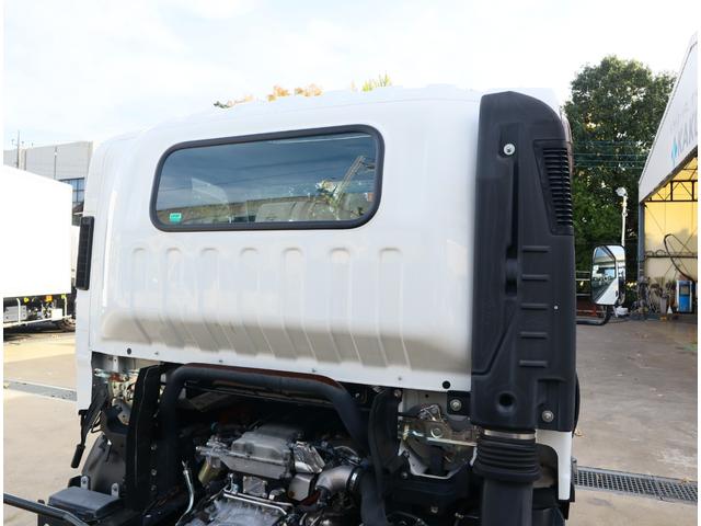 エルフトラック 2tセフティーローダー ウインチ ラジコン リア油圧ゲート 積載車 固縛フック 床上エキスパンド貼り 荷台長5,700mm 150馬力 セミオートマ スムーサーEX 保証書有り 取扱説明書有り 車検有り(18枚目)