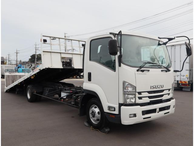 フォワード セフティーローダー 一般用 荷台長6,630mm ユニック UC-41LRS ウインチ ラジコン6ch リア油圧ゲート アオリ開閉式 鳥居前立フック4個 丸カンフック5対+中央前1個 後方強化フック2個 ボデー枠ロープフック7対 床木製 取説有(3枚目)