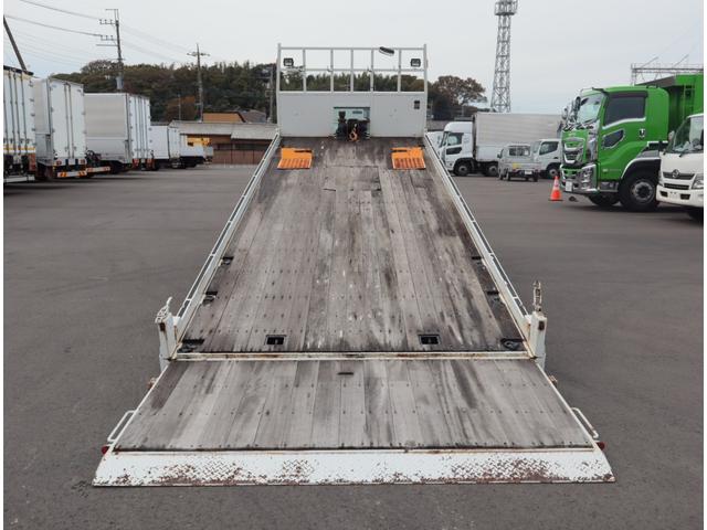 フォワード セフティーローダー 一般用 荷台長6,630mm ユニック UC-41LRS ウインチ ラジコン6ch リア油圧ゲート アオリ開閉式 鳥居前立フック4個 丸カンフック5対+中央前1個 後方強化フック2個 ボデー枠ロープフック7対 床木製 取説有(9枚目)