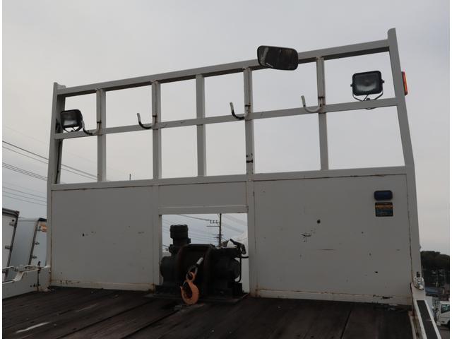 フォワード セフティーローダー 一般用 荷台長6,630mm ユニック UC-41LRS ウインチ ラジコン6ch リア油圧ゲート アオリ開閉式 鳥居前立フック4個 丸カンフック5対+中央前1個 後方強化フック2個 ボデー枠ロープフック7対 床木製 取説有(13枚目)