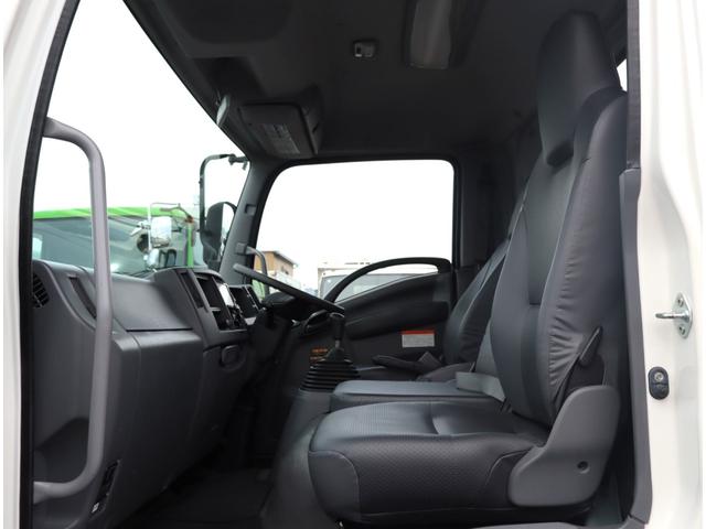 フォワード セフティーローダー 一般用 荷台長6,630mm ユニック UC-41LRS ウインチ ラジコン6ch リア油圧ゲート アオリ開閉式 鳥居前立フック4個 丸カンフック5対+中央前1個 後方強化フック2個 ボデー枠ロープフック7対 床木製 取説有(31枚目)