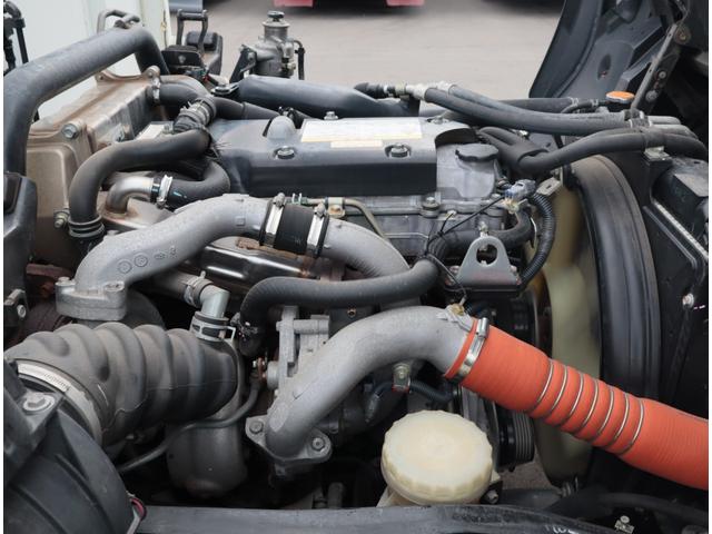 フォワード セフティーローダー 一般用 荷台長6,630mm ユニック UC-41LRS ウインチ ラジコン6ch リア油圧ゲート アオリ開閉式 鳥居前立フック4個 丸カンフック5対+中央前1個 後方強化フック2個 ボデー枠ロープフック7対 床木製 取説有(33枚目)