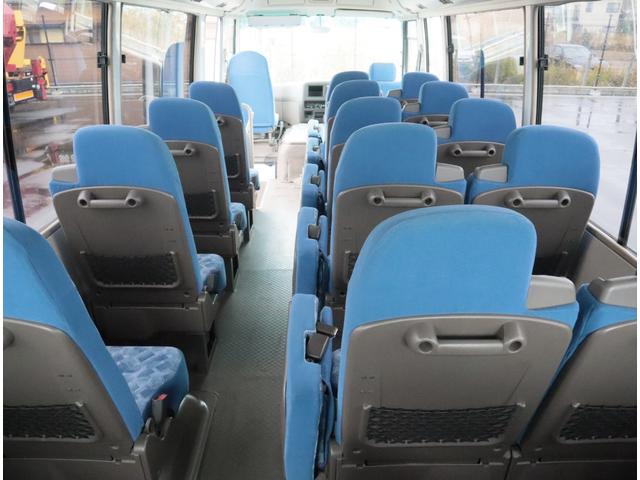 ローザ スタンダード ロング ハイルーフ 29人乗り 自動ドア 29座席(補助席6席) 自動スライドドア モケットシート(リクライニング付) プライバシーガラス プレヒーター 取扱説明書有(12枚目)