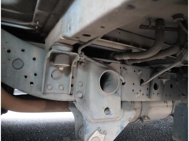 ローザ スタンダード ロング ハイルーフ 29人乗り 自動ドア 29座席(補助席6席) 自動スライドドア モケットシート(リクライニング付) プライバシーガラス プレヒーター 取扱説明書有(26枚目)