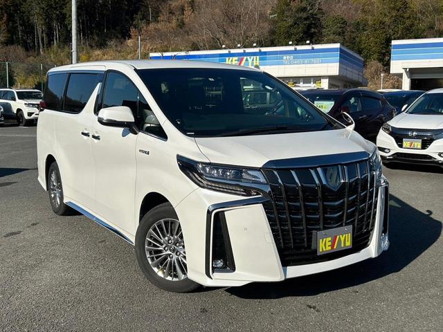 Ｓ　タイプゴールド　特別仕様車　１オーナー　４ＷＤ　禁煙車　アルパインウーハー　室内カーテン　フリップダウンモニター　純正９型ナビ　ＥＴＣ２．０　ＤＶＤ　フルセグＴＶ　ブルートゥース　バックカメラ　衝突軽減ブレーキ　レーダークルーズ　パワーバックドア　ＴＲＣ(5枚目)