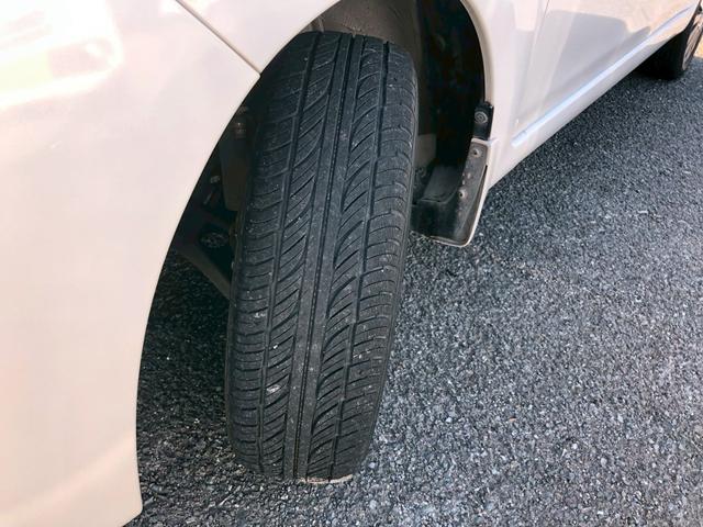 ステラ リベスタ　禁煙　ウインカー付電格ミラー　Ｗエアバック　ＡＢＳ　キーレス　革巻きステアリング　バニティミラー　電動格納ミラー　オーディオ　ＣＤ　ラジオ　ＡＵＸ　ヘットライトレベライザー　パワステ　ベンチシート　ドリンクホルダー　アームレスト　フォグ　バイザー（38枚目）