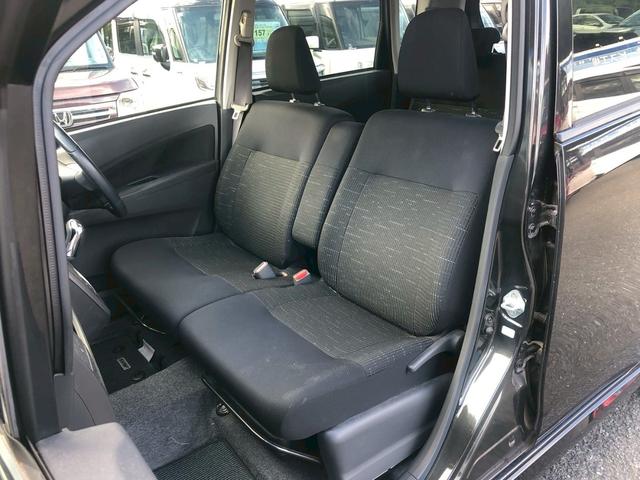 ムーヴ カスタム　ＲＳ　禁煙車　純正７インチナビ　ラジオ　ＣＤ　ＤＶＤ　アインドリングストップ　ＥＴＣ　電格ミラー　純正アルミ　プッシュストップ　スマートキー　フロアマット　サイドバイザー　シガーソケット　集中ドアロック（18枚目）