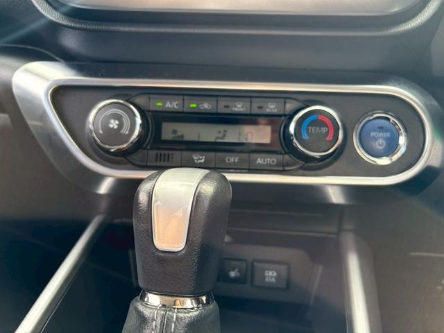 ライズ Ｚ　禁煙車　置くだけ充電　社外９インチＳＤナビ　フルセグ　バックカメラ　Ｂｌｕｅｔｏｏｔｈ　前後ドライブレコーダー　ＥＴＣ２．０　シートヒーター　レーダークルコン　コーナーセンサー　ＣＤ　ＤＶＤ（36枚目）