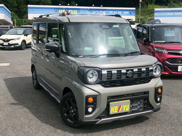 スペーシアギア ハイブリッドＸＺ　ターボ　届出済未使用車　全方位カメラ　純正９型ナビ　フルセグＴＶ　衝突軽減ブレーキ　レーンキープ　レーダークルーズ　ハンドル＆シートヒーター　後席サーキュレーター　両側自動スライド　コーナーセンサー　ウインカー付き電格ミラー　ルーフレール（7枚目）