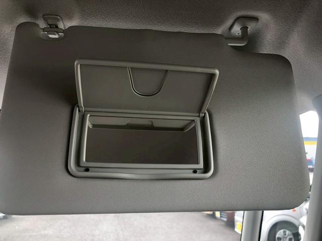 スペーシアギア ハイブリッドＸＺ　ターボ　届出済未使用車　全方位カメラ　純正９型ナビ　フルセグＴＶ　衝突軽減ブレーキ　レーンキープ　レーダークルーズ　ハンドル＆シートヒーター　後席サーキュレーター　両側自動スライド　コーナーセンサー　ウインカー付き電格ミラー　ルーフレール（45枚目）