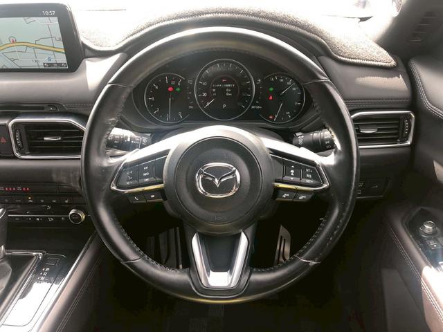 ＣＸ－８ ＸＤプロアクティブ　Ｓパッケージ　ディーゼルターボ　禁煙車　ブルートゥース　フルセグＴＶ　ＤＶＤ　ＵＳＢ　全方位カメラ　レーダークルーズ　アイドリングＳＴＯＰ　衝突軽減ブレーキ　レーンキープ　本革シート　前後ドラレコ　ＥＴＣ　ＬＥＤ　ブラインドスポットモニター（13枚目）