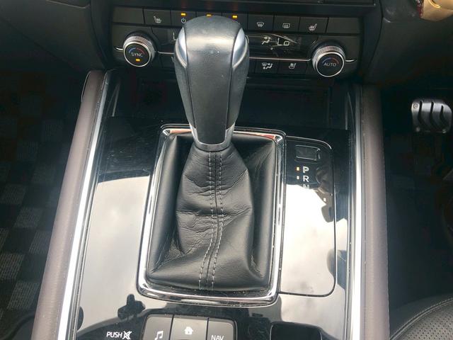 ＣＸ－８ ＸＤプロアクティブ　Ｓパッケージ　ディーゼルターボ　禁煙車　ブルートゥース　フルセグＴＶ　ＤＶＤ　ＵＳＢ　全方位カメラ　レーダークルーズ　アイドリングＳＴＯＰ　衝突軽減ブレーキ　レーンキープ　本革シート　前後ドラレコ　ＥＴＣ　ＬＥＤ　ブラインドスポットモニター（38枚目）