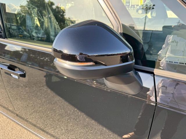 ステップワゴン ｅ：ＨＥＶスパーダ　登録済み未使用車　メーカーＯＰデカナビ　アラウンドビュー　フリップダウンモニター　電動リアゲート　シートヒーター　ハーフレザーシート　レーダークルコン　両側自動スライド　コーナーセンサー　オットマン（46枚目）