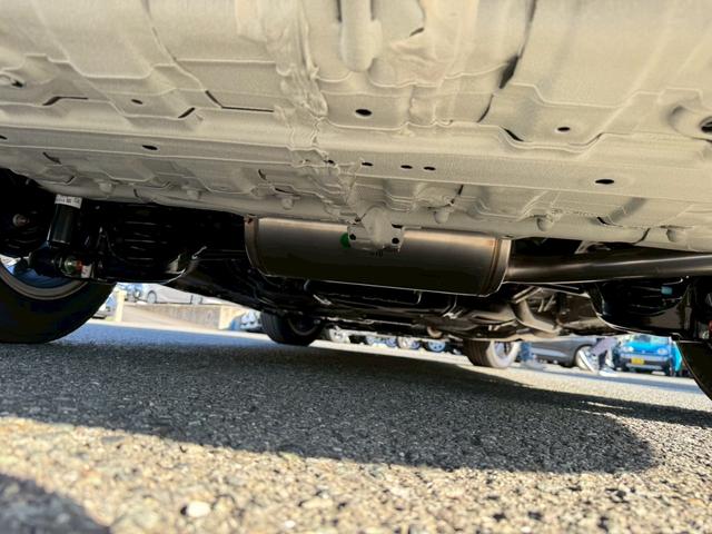 ステップワゴン ｅ：ＨＥＶスパーダ　登録済み未使用車　メーカーＯＰデカナビ　アラウンドビュー　フリップダウンモニター　電動リアゲート　シートヒーター　ハーフレザーシート　レーダークルコン　両側自動スライド　コーナーセンサー　オットマン（53枚目）