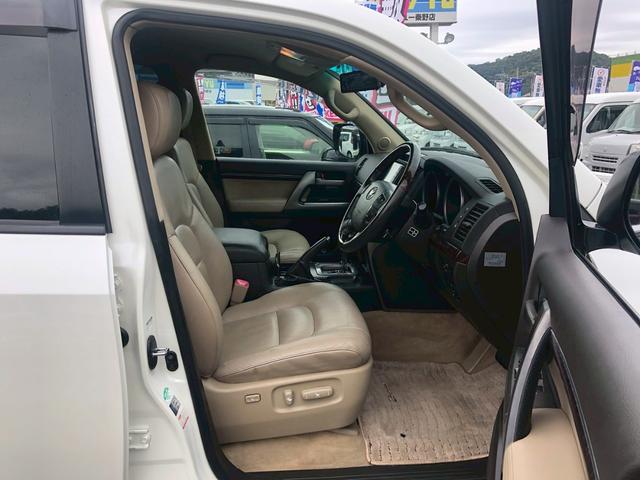 ランドクルーザー ＡＸ　Ｇセレクション　禁煙車　純正ＯＰＨＤＤナビ　バックカメラ　インナーミラー型ドラレコ前後　ＥＴＣ　ルーフキャリア　サイドカメラ　Ｒシートヒーター　電動シート　電動チルステ　スマートキー　クルコン　コーナーセンサー（15枚目）