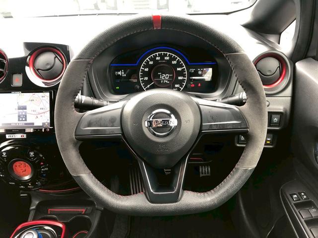 ノート ｅ－パワーニスモ　禁煙車　１オーナー　ＳＤナビ　ＤＶＤ　フルセグＴＶ　ＣＤ　ＡＵＸ　バックカメラ　衝突軽減ブレーキ　レーンキープ　ＴＲＣ　スマートキー　ＥＴＣ　ウインカー付き電格ミラー　ＬＥＤライト　フォグランプ　純正１６インチアルミ　ＥＴＣ　４エアバック（25枚目）