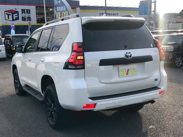 ランドクルーザープラド TX Lパッケージ マットブラックエディション 禁煙車 ワンオーナー 純正OP9型ナビ ブルートゥース バックカメラ ドラレコ前後 ETC シートヒーターエアコン オートハビーム コーナーセンサー LED フォグ 車線逸脱警告 ルーフレール TRC(10枚目)