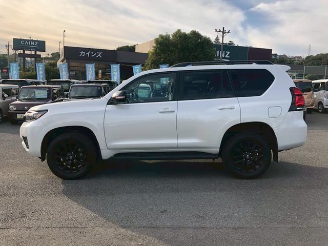 ランドクルーザープラド TX Lパッケージ マットブラックエディション 禁煙車 ワンオーナー 純正OP9型ナビ ブルートゥース バックカメラ ドラレコ前後 ETC シートヒーターエアコン オートハビーム コーナーセンサー LED フォグ 車線逸脱警告 ルーフレール TRC(11枚目)