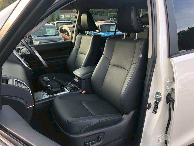 ランドクルーザープラド TX Lパッケージ マットブラックエディション 禁煙車 ワンオーナー 純正OP9型ナビ ブルートゥース バックカメラ ドラレコ前後 ETC シートヒーターエアコン オートハビーム コーナーセンサー LED フォグ 車線逸脱警告 ルーフレール TRC(16枚目)