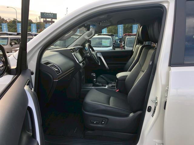 ランドクルーザープラド TX Lパッケージ マットブラックエディション 禁煙車 ワンオーナー 純正OP9型ナビ ブルートゥース バックカメラ ドラレコ前後 ETC シートヒーターエアコン オートハビーム コーナーセンサー LED フォグ 車線逸脱警告 ルーフレール TRC(17枚目)