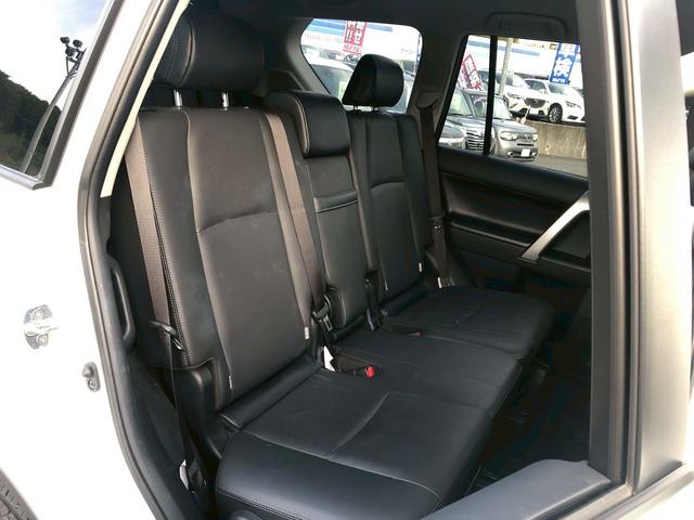 ランドクルーザープラド TX Lパッケージ マットブラックエディション 禁煙車 ワンオーナー 純正OP9型ナビ ブルートゥース バックカメラ ドラレコ前後 ETC シートヒーターエアコン オートハビーム コーナーセンサー LED フォグ 車線逸脱警告 ルーフレール TRC(18枚目)