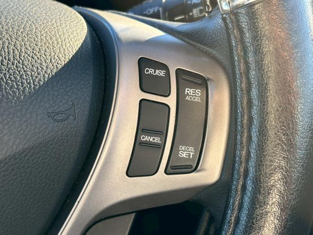 フリードハイブリッド ジャストセレクション 禁煙車 フリップダウンモニター 社外7型ナビ ドラレコ前後 ETC リア両側電動スライドドア ハーフレザーシート スマートキー オートライト 電格ミラー 革ステアリング ステリモ クルコン TRC(30枚目)