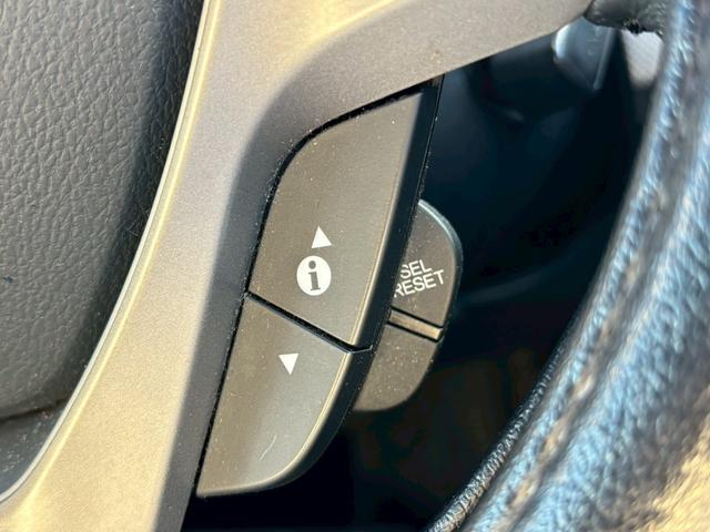 フリードハイブリッド ジャストセレクション 禁煙車 フリップダウンモニター 社外7型ナビ ドラレコ前後 ETC リア両側電動スライドドア ハーフレザーシート スマートキー オートライト 電格ミラー 革ステアリング ステリモ クルコン TRC(33枚目)