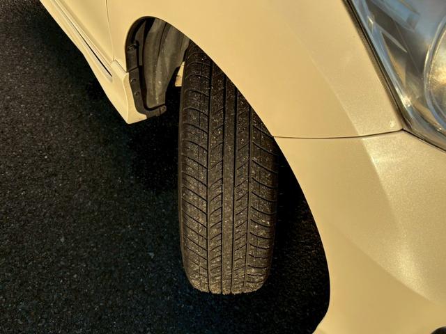 フリードハイブリッド ジャストセレクション 禁煙車 フリップダウンモニター 社外7型ナビ ドラレコ前後 ETC リア両側電動スライドドア ハーフレザーシート スマートキー オートライト 電格ミラー 革ステアリング ステリモ クルコン TRC(50枚目)