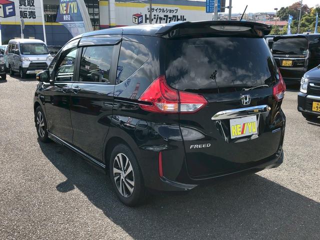 フリードハイブリッド ハイブリッド・Ｇホンダセンシング　Ｓパッケージ　モデューロエアロ　禁煙車　純正９型ナビ　ブルートゥース　バックカメラ　ドラレコ前後　ＥＴＣ　レーダークルコン　後席サンシェード　リア両側電動スライドドア　スマートキー　レーンキープ　ＰＷ（10枚目）