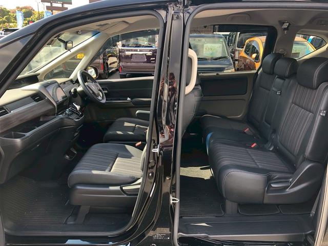 フリードハイブリッド ハイブリッド・Ｇホンダセンシング　Ｓパッケージ　モデューロエアロ　禁煙車　純正９型ナビ　ブルートゥース　バックカメラ　ドラレコ前後　ＥＴＣ　レーダークルコン　後席サンシェード　リア両側電動スライドドア　スマートキー　レーンキープ　ＰＷ（23枚目）