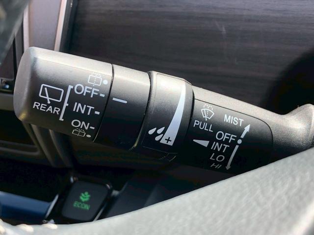 フリードハイブリッド ハイブリッド・Ｇホンダセンシング　Ｓパッケージ　モデューロエアロ　禁煙車　純正９型ナビ　ブルートゥース　バックカメラ　ドラレコ前後　ＥＴＣ　レーダークルコン　後席サンシェード　リア両側電動スライドドア　スマートキー　レーンキープ　ＰＷ（32枚目）