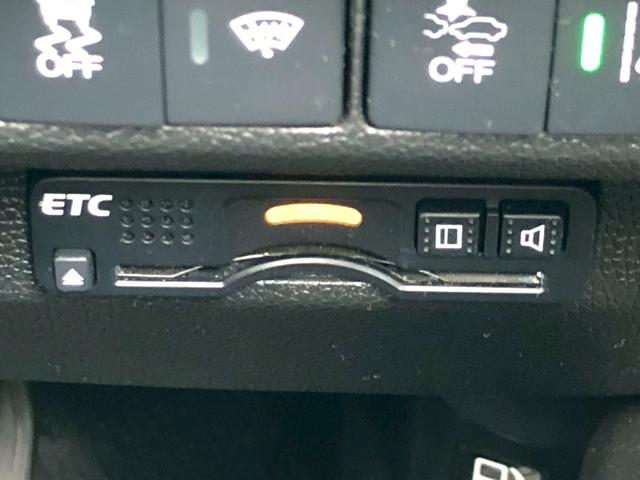 フリードハイブリッド ハイブリッド・Ｇホンダセンシング　Ｓパッケージ　モデューロエアロ　禁煙車　純正９型ナビ　ブルートゥース　バックカメラ　ドラレコ前後　ＥＴＣ　レーダークルコン　後席サンシェード　リア両側電動スライドドア　スマートキー　レーンキープ　ＰＷ（45枚目）