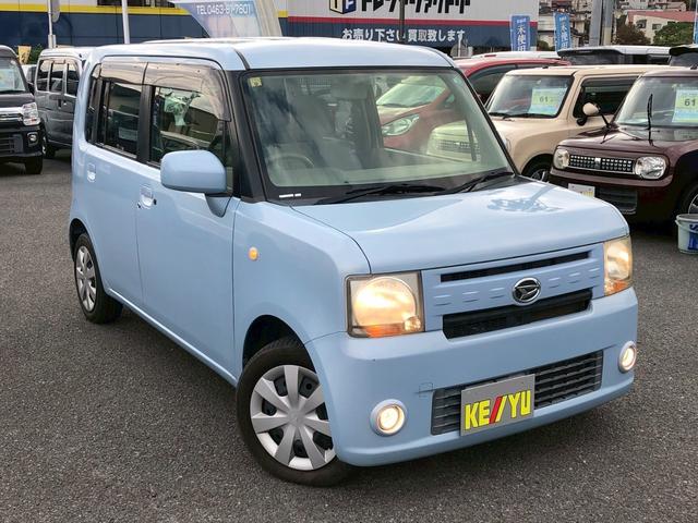 ムーヴコンテ G 禁煙車 純正ナビ 1セグTV CD バックカメラ AUX スマートキー アイドリングSTOP オートエアコン ヘットライトレベライザー フォグランプ 電動格納ドアミラー 2017年製ファルケンタイヤ プライバシーガラス Wエアバック ABS ベンチシート(7枚目)