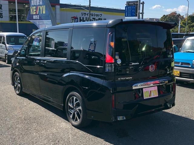 ステップワゴンスパーダ スパーダ ホンダセンシング 禁煙 1オーナー 純正10型ナビ ターボ フリップダウンモニター ブルートゥース DVD バックカメラ フルセグTV レーダークルーズ パドルシフト レーンキープアシスト ビルトインETC LEDオートライト フォグ ウインカーミラー(10枚目)