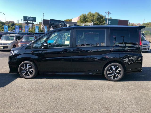 ステップワゴンスパーダ スパーダ ホンダセンシング 禁煙 1オーナー 純正10型ナビ ターボ フリップダウンモニター ブルートゥース DVD バックカメラ フルセグTV レーダークルーズ パドルシフト レーンキープアシスト ビルトインETC LEDオートライト フォグ ウインカーミラー(11枚目)