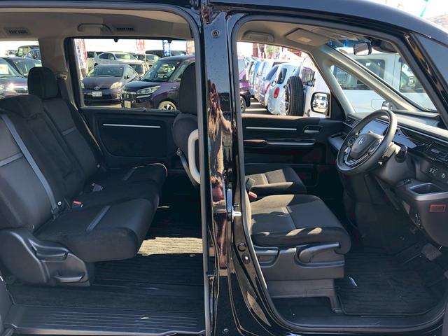 ステップワゴンスパーダ スパーダ ホンダセンシング 禁煙 1オーナー 純正10型ナビ ターボ フリップダウンモニター ブルートゥース DVD バックカメラ フルセグTV レーダークルーズ パドルシフト レーンキープアシスト ビルトインETC LEDオートライト フォグ ウインカーミラー(20枚目)