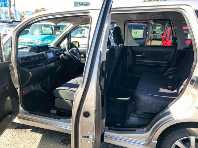 ワゴンR ハイブリッドFZ 禁煙車 社外6型ナビ ブルートゥース バックカメラ エンジンスターター シートヒーター スマートキー オートライト バニティミラー 電格ミラー LED バイザー ドリンクホルダー 革ステ ステリモ(23枚目)