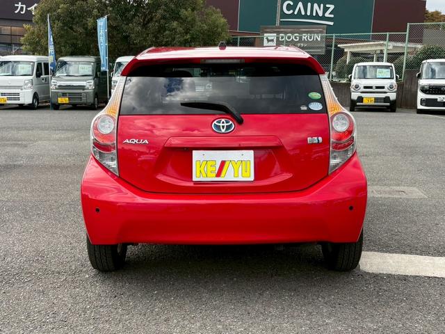 アクア Ｇ　禁煙車　当店買取車　純正７インチナビ　バックカメラ　Ｂｌｕｅｔｏｏｔｈ　フルセグＴＶ　シートヒーター　ＬＥＤルームランプ　ＥＴＣ　ＬＥＤヘッドライト　フォグランプ　コーナーセンサー　電格ミラー（9枚目）