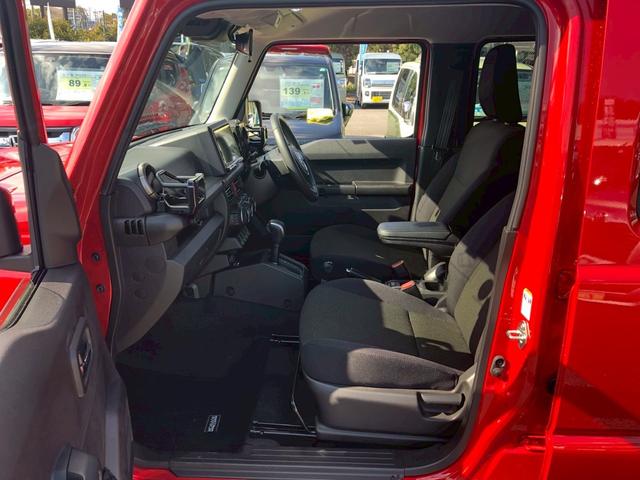 ジムニーノマド ＦＣ　ワンオーナー　禁煙車　４ＷＤ　アルパイン９型ナビ　ブルートゥース　バックカメラ　デジタルインナーミラー型ドラレコ　ＥＴＣ　ＬＥＤ　フォグ　コーナーセンサー　シートヒーター　レーンキープ　電格ミラー（17枚目）