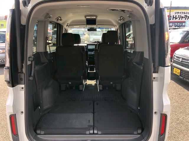 ステップワゴンスパーダ スパーダハイブリッド　Ｇ　ホンダセンシング　衝突軽減ブレーキ　禁煙車　フリップダウンモニター　純正８型ナビ　ＤＶＤ　ブルートゥース　ＴＶ　バックカメラ　ＥＴＣ　両側電動スライドドア　ＬＥＤオートライト　レーダークルーズコントロール　後席サンシェード　車線逸脱警告（26枚目）