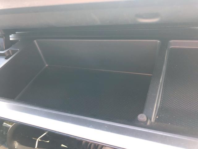 ステップワゴンスパーダ スパーダハイブリッド　Ｇ　ホンダセンシング　衝突軽減ブレーキ　禁煙車　フリップダウンモニター　純正８型ナビ　ＤＶＤ　ブルートゥース　ＴＶ　バックカメラ　ＥＴＣ　両側電動スライドドア　ＬＥＤオートライト　レーダークルーズコントロール　後席サンシェード　車線逸脱警告（48枚目）