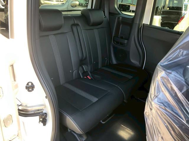 Ｎ－ＢＯＸカスタム ターボコーディネートスタイル　届出済未使用車　純正８型ナビ　フルセグＴＶ　ブルートゥース　パドルシフト　レーダークルーズコントロール　シートヒーター　両側自動スライドドア　ＬＥＤライト　フォグランプ　コーナーセンサー　純正１５インチアルミ　ハーフレザーシート（16枚目）